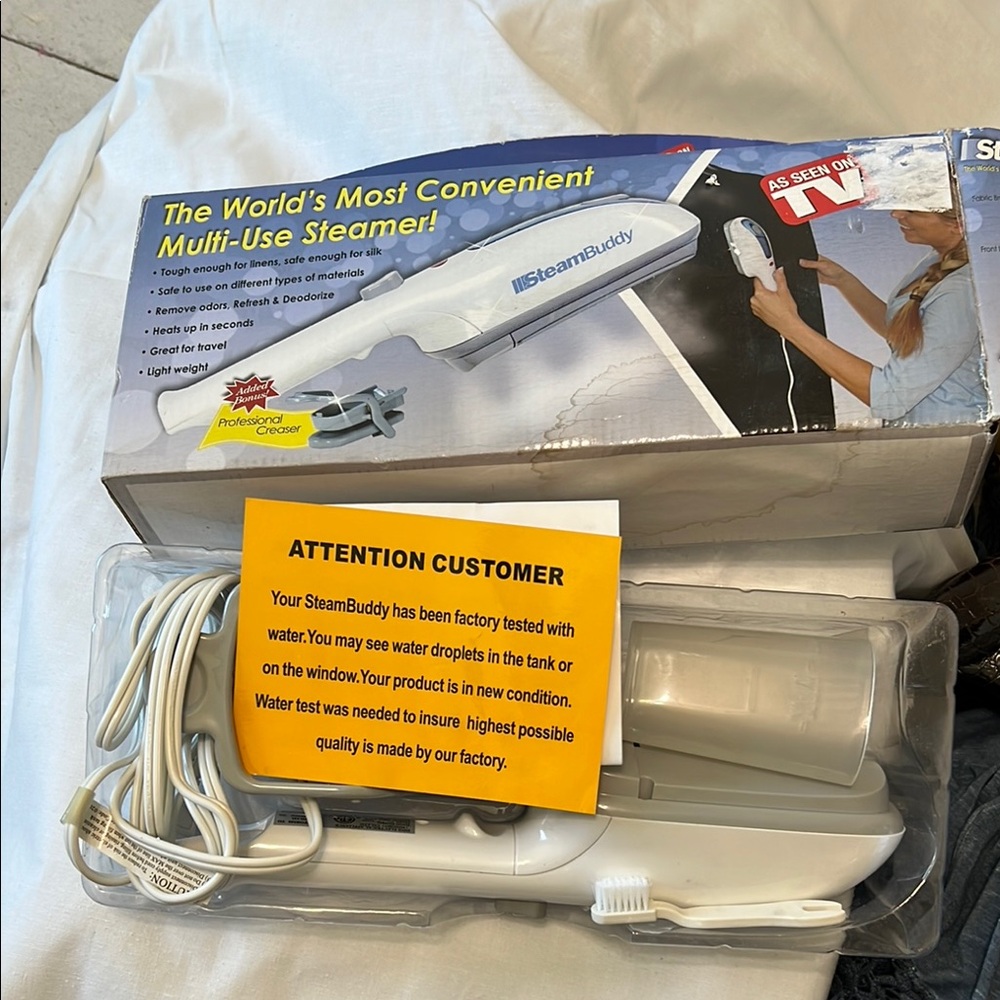 White Multi-Use Steamer